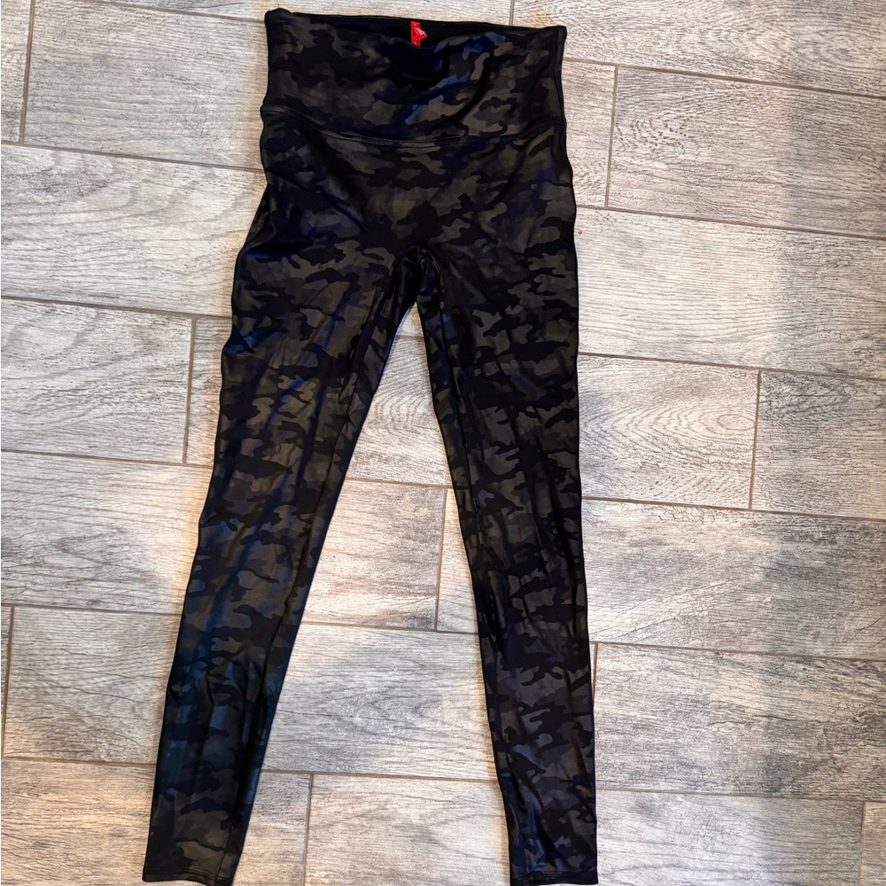 Spanx brand new size m camo